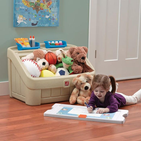 Step 2 2-in-1 Toy Box & Art Lid ™ | Little Baby.