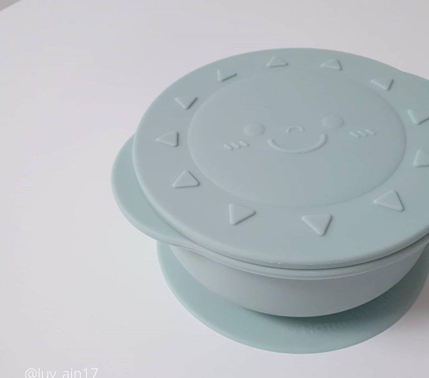 Mother's Corn Sunny Silicone Suction Bowl with Lid (Choose A Color) | Little Baby.